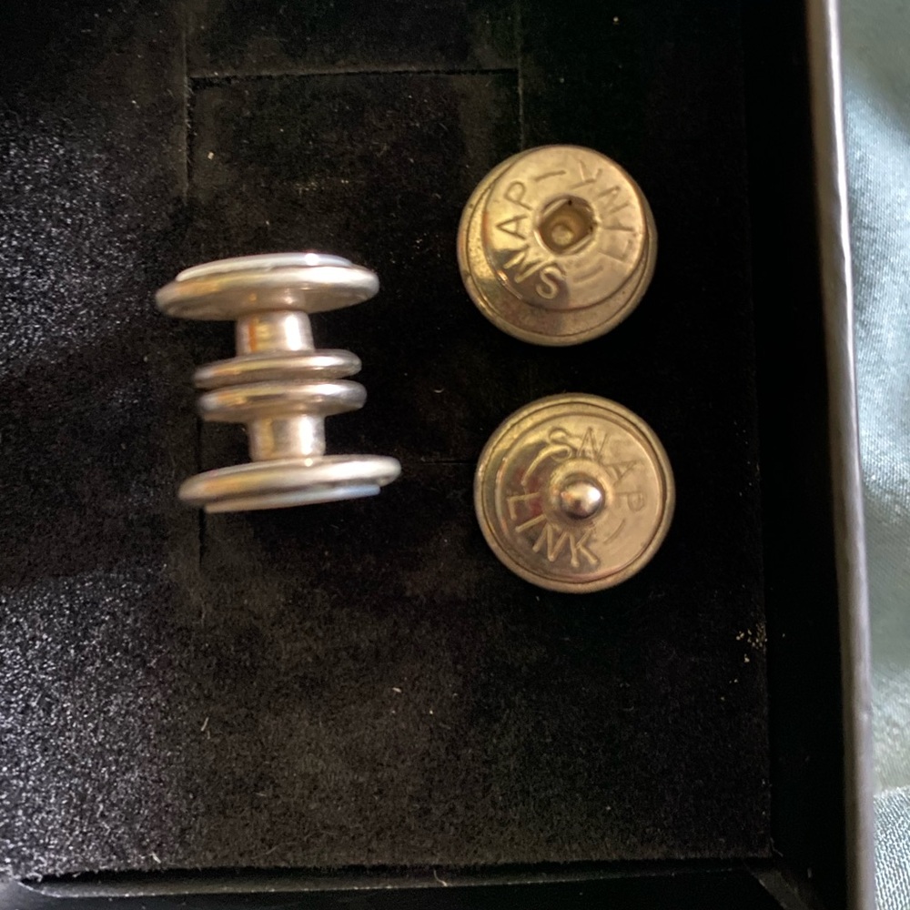 Cufflinks - Picture 3 of 3